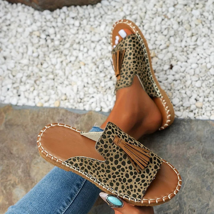 Norelle – Everyday Comfort Flat Sandals